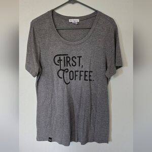 Cents of Style Gray Graphic Tees Size Large